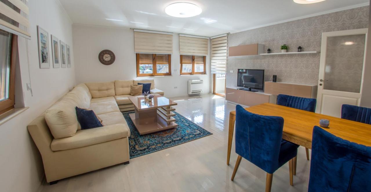 Apartment Light De Luxe - With Old Bridge View Mostar Exteriör bild