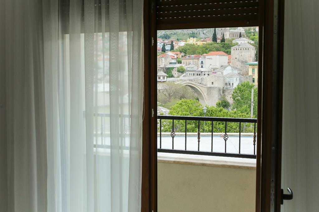 Apartment Light De Luxe - With Old Bridge View Mostar Exteriör bild